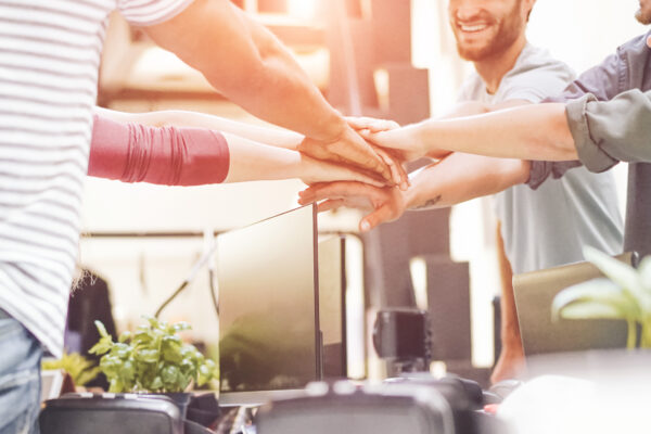 Motivation und Jobzufriedenheit in sozial-karitativen Unternehmen